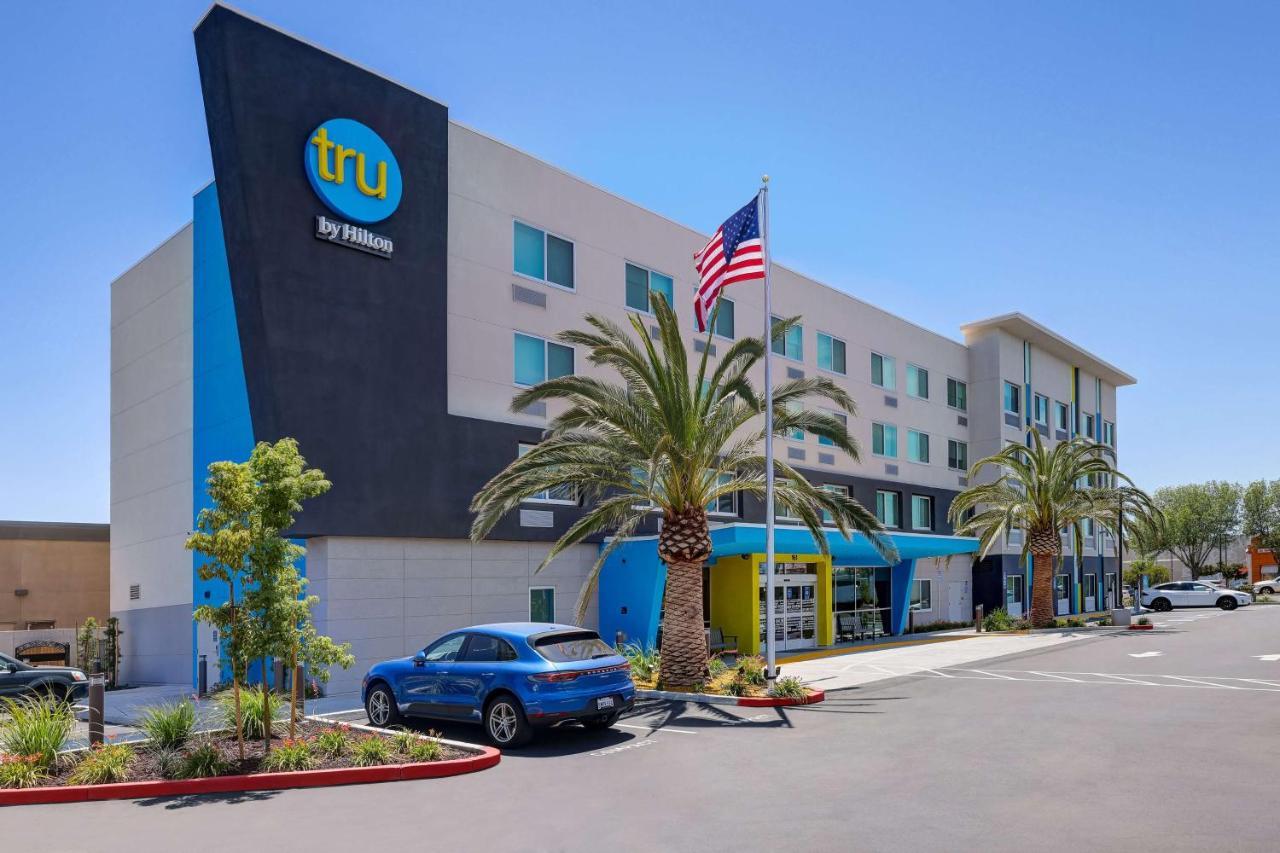 فندق Tru By Hilton لاثروب المظهر الخارجي الصورة